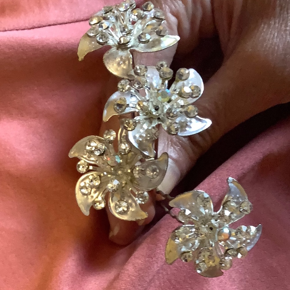 ❤4 Flower hair bobby pins